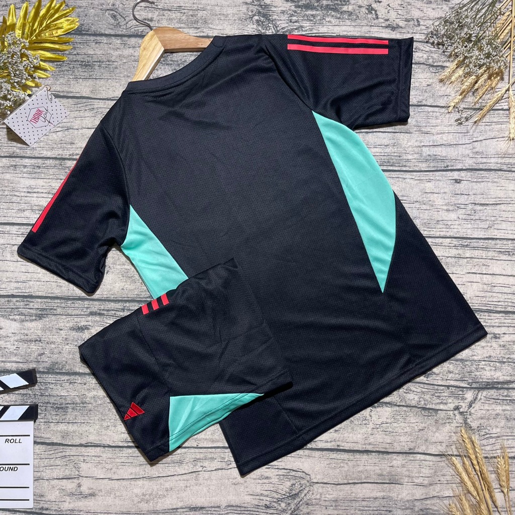 Bộ Quần Áo bóng đá/Quần Áo Đá Banh CLB MU Training 23/24 - Vải Gai Thái Chuẩn Thi Đấu