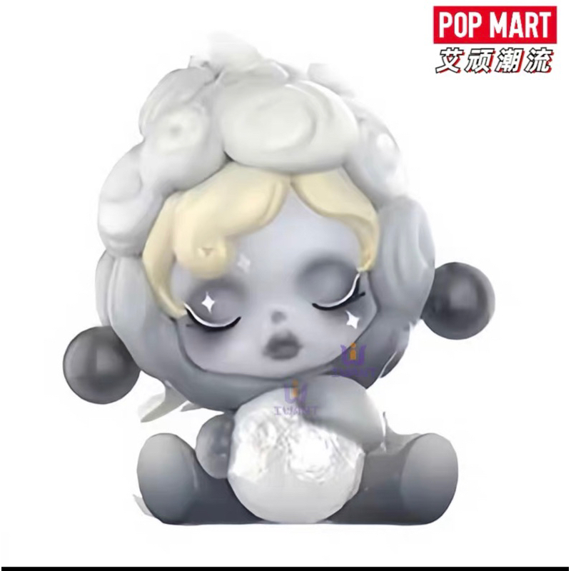 Pop Mart x Skullpanda mô hình trưng bày