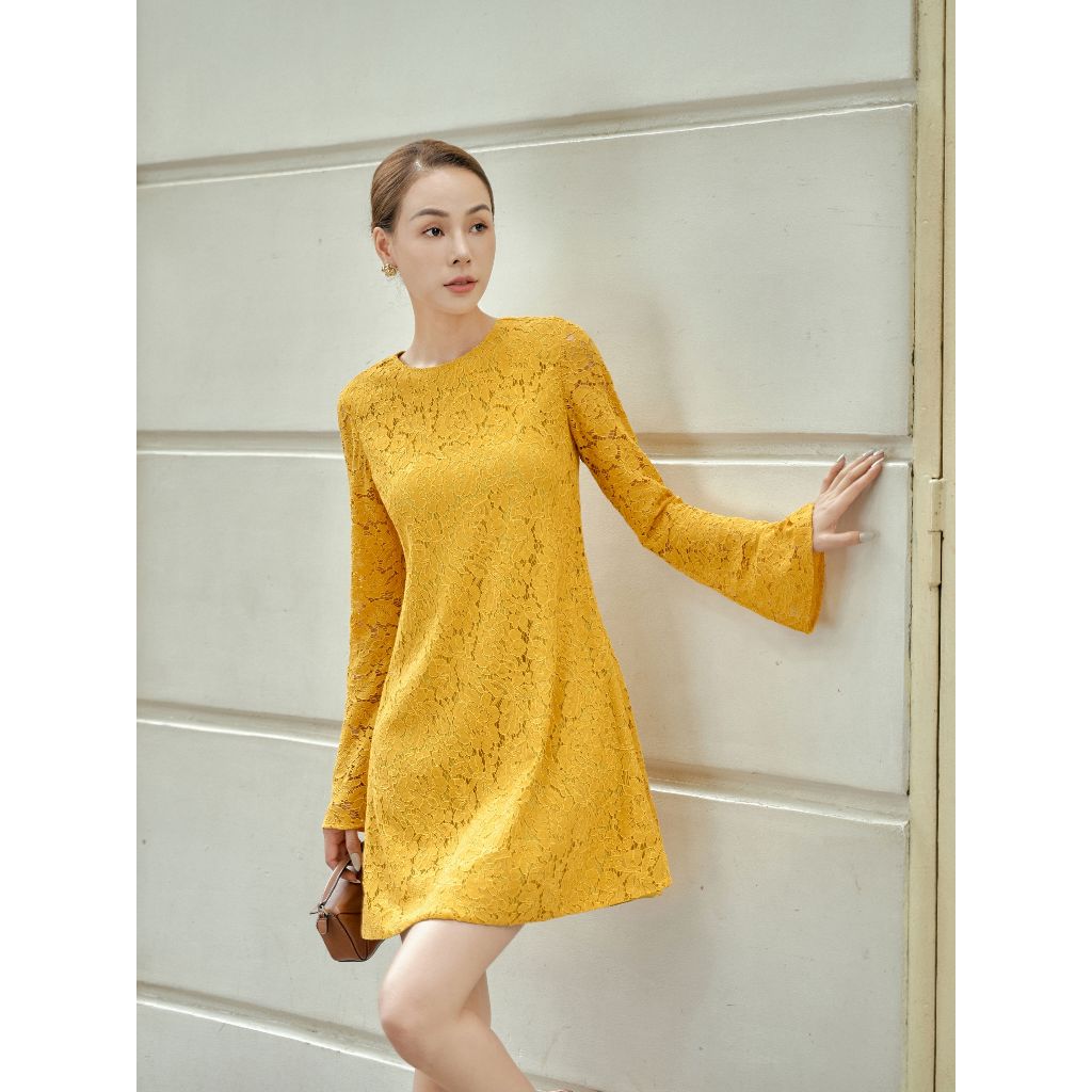 Đầm ren tay loe Mauve Flared Lace dress