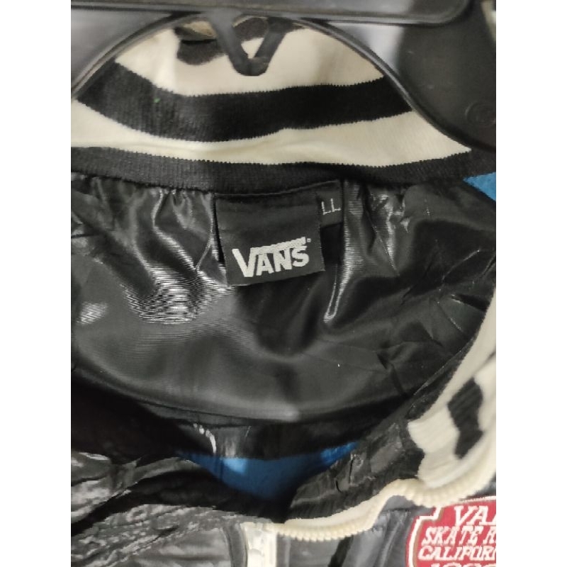Khoác PHAO 2hand hiệu VANS