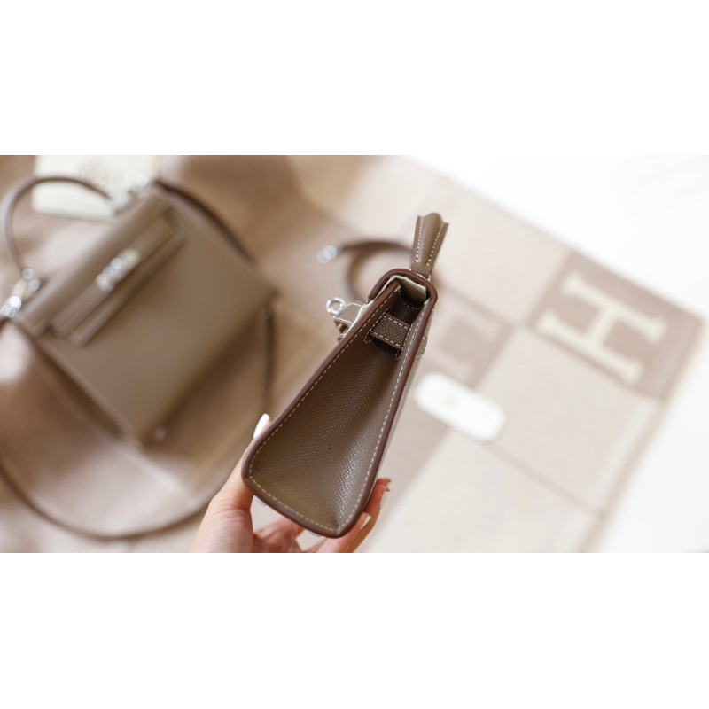 Túi Xách Hermes Kelly Trắng Đen Hồng Ghi Size 20/25  -  By Anh Dinh Phuong