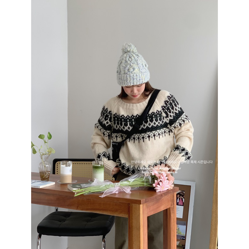 Áo Len thổ cẩm WE ARE cao cấp 6795 // Hàng có sẵn🇰🇷