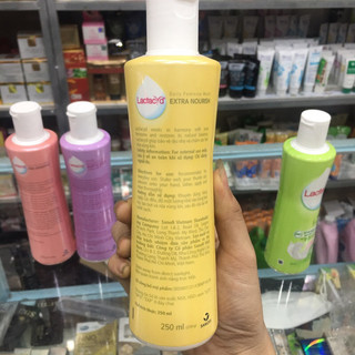 Dung Dịch Vệ Sinh Phụ Nữ Lactacyd - 250ml