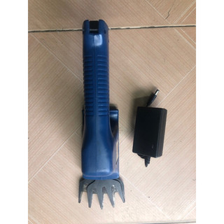 máy tỉa cành- cắt cỏ nhật bãi ( máy pin sạc đầy đủ)