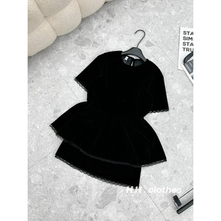Set nhung peplum viền ren