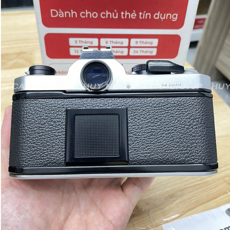MÁY ẢNH Nikon FM CHỤP Film ,CHỈ THÂN MÁY. HOẠT ĐỘNG TỐT.