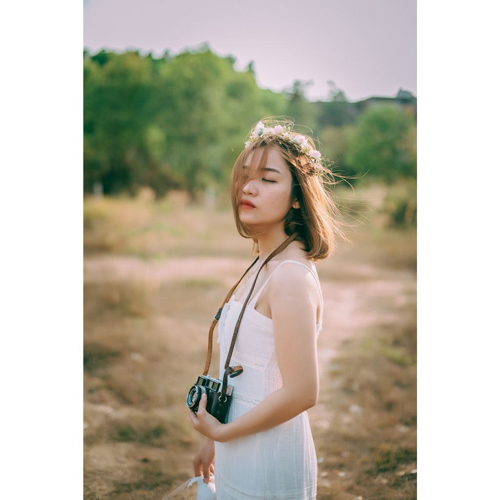 MÁY ẢNH Nikon FM CHỤP Film ,CHỈ THÂN MÁY. HOẠT ĐỘNG TỐT.