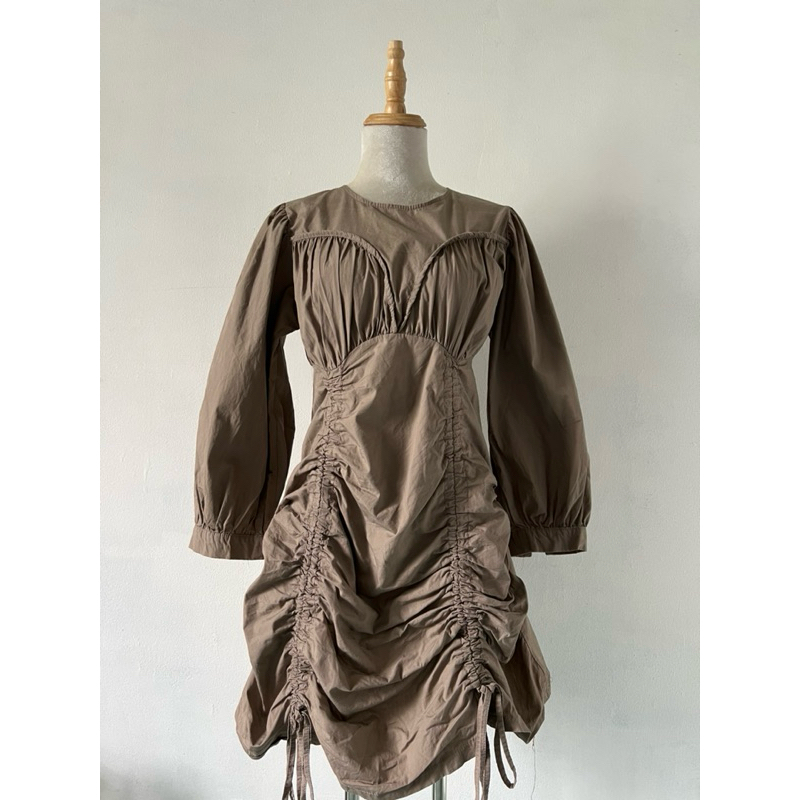 H2417 đầm kiểu nữ si