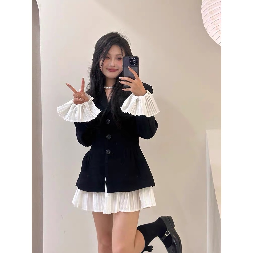 Váy Vest Đen Phối Tay Xếp Ly Trắng Có Mút Vai  Đầm Vest Cổ V Sang Chảnh Form Tôn Dáng