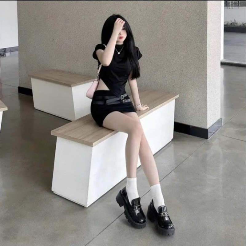 Set áo crotop + chân váy + belt