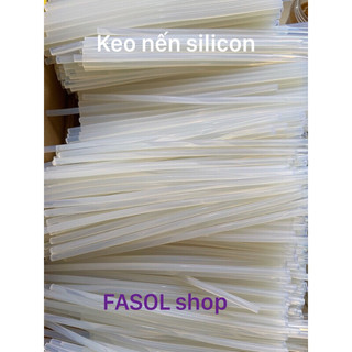 1 cây keo nến silicon nhỏ 7mm