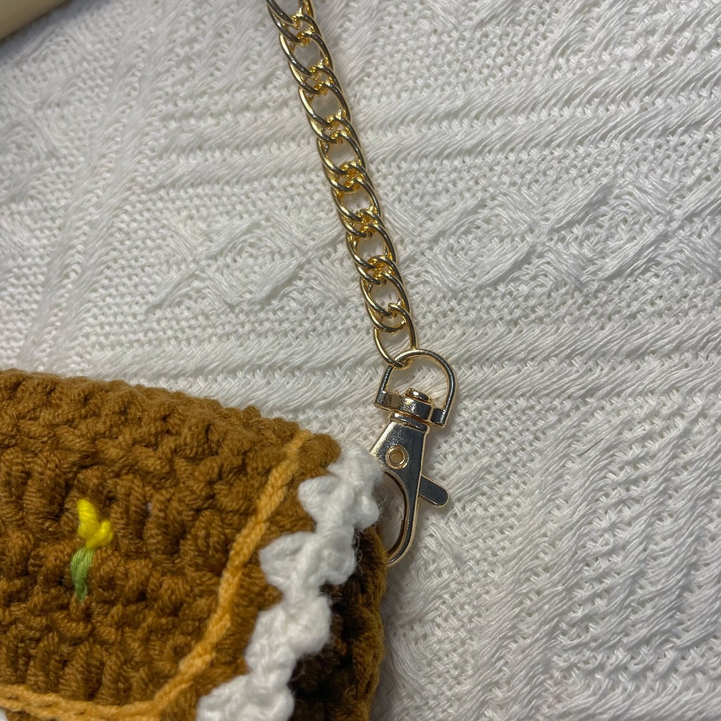 Túi len handmade đựng điện thoại phong cách vintage