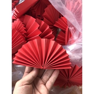 Quạt giấy trang trí tết