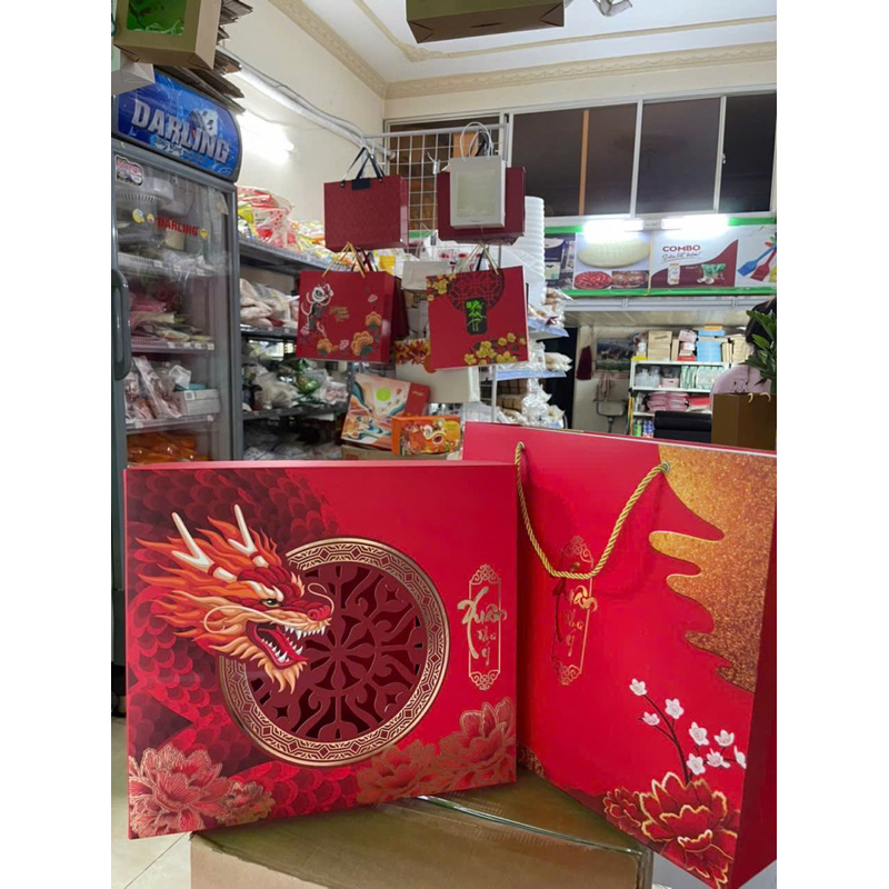 HỘP QUÀ TẾT RỒNG ĐỎ - KÈM TÚI XÁCH