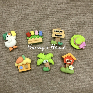 Jibbitz, sticker, charm nhà vườn trang trí dép sục, dép cross