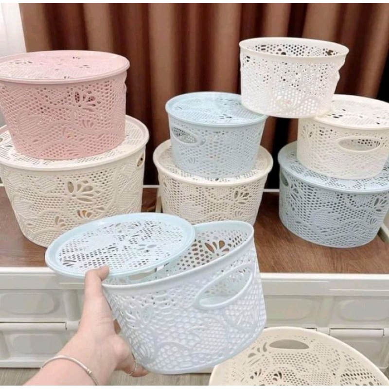 Hộp nhựa tròn có nắp hoa văn siêu xinh đựng vật dụng đồ cột tóc trang điểm đồ dùng nhà tắm rổ tròn