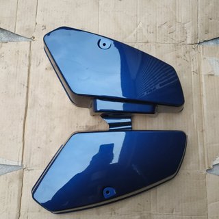 Đôi nhựa cốp custom 82 xanh tím
