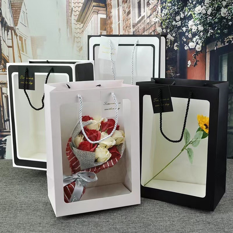 Túi giấy mặt kính đựng hoa,quà,túi giấy kraff