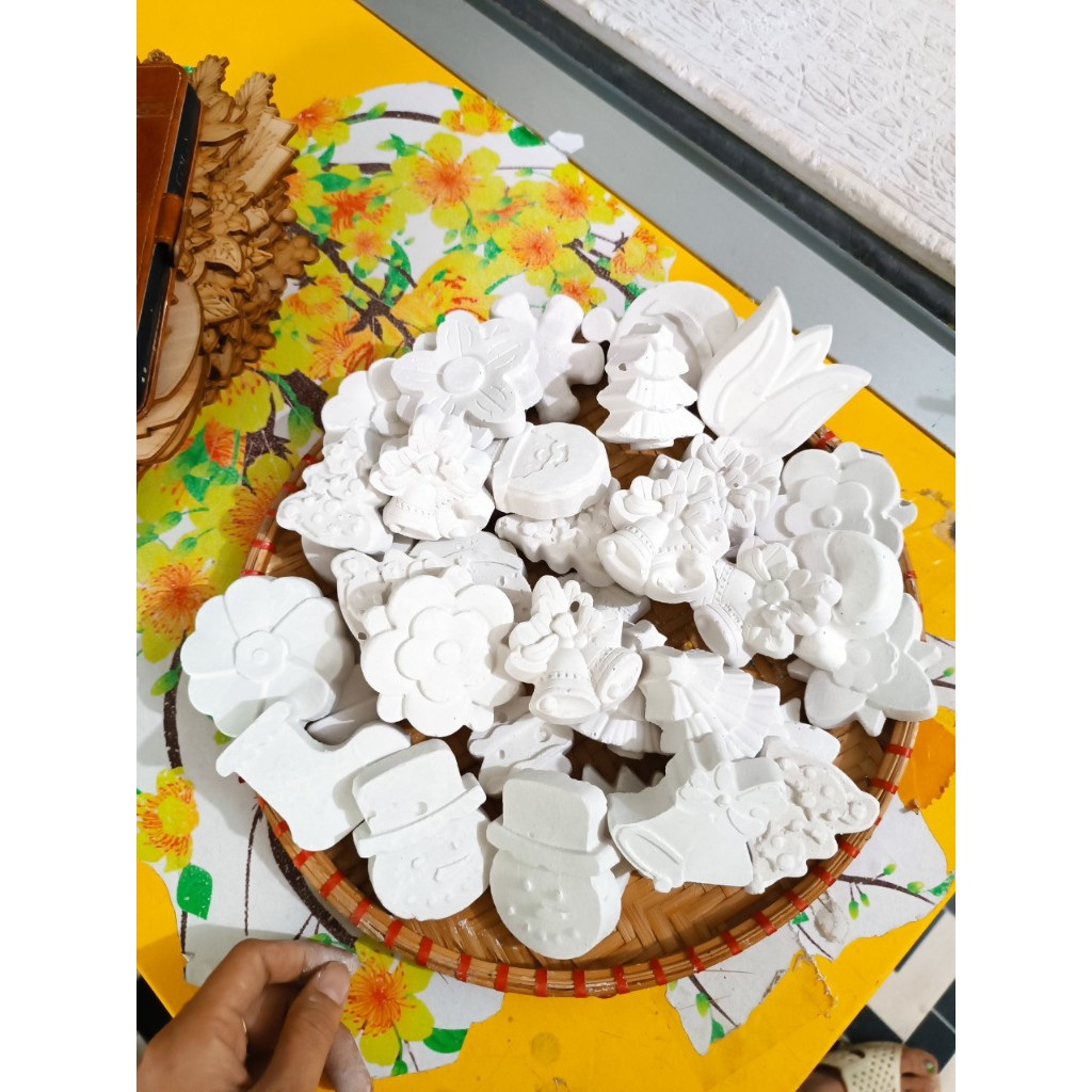 Tượng tô màu noel cho bé làm quà tặng giáng sinh