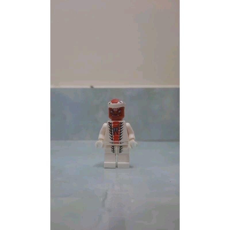 Non-lego ninjago câc nhân vật rắn