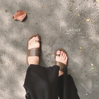 Dép nữ Làniee - Dép xỏ ngón quai bản cutout 2 màu NÂU LẠNH/ ĐEN sáng chân - LND04