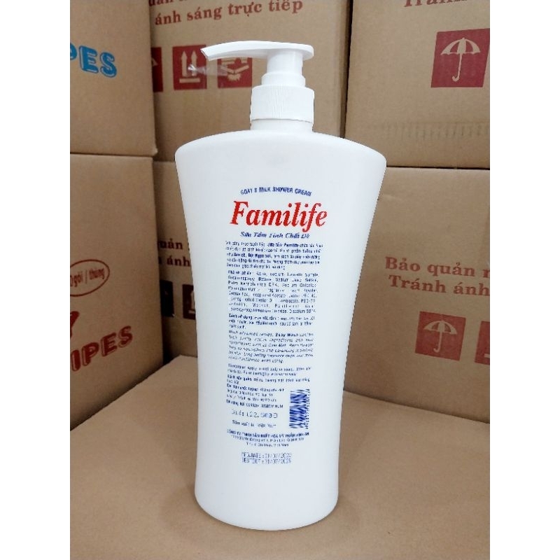 Sữa Tắm Trắng Da Tinh Chất Dê Familife 1.2L