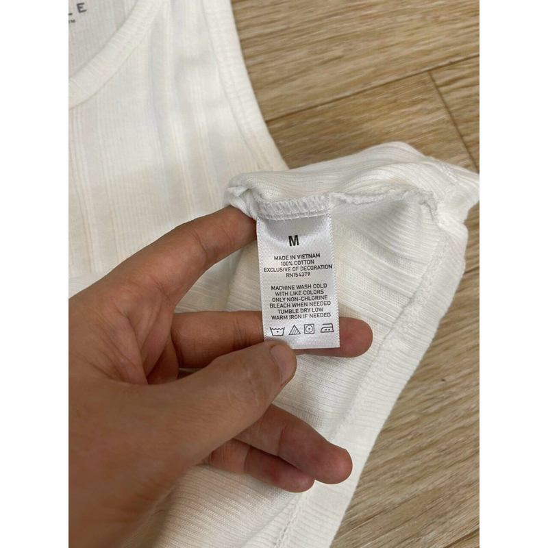 Áo ba lỗ dáng ngắn AE xuất xịn