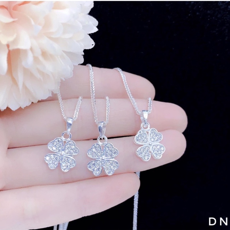 Dây chuyền bạc KWJ mặt cỏ bốn lá