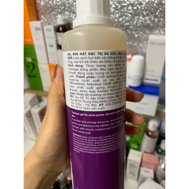 Sữa rửa mặt Juliette A.rmand Clarifying Cleanser Gel-Date 2025