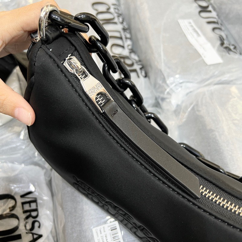 Túi versace couture kẹp nách