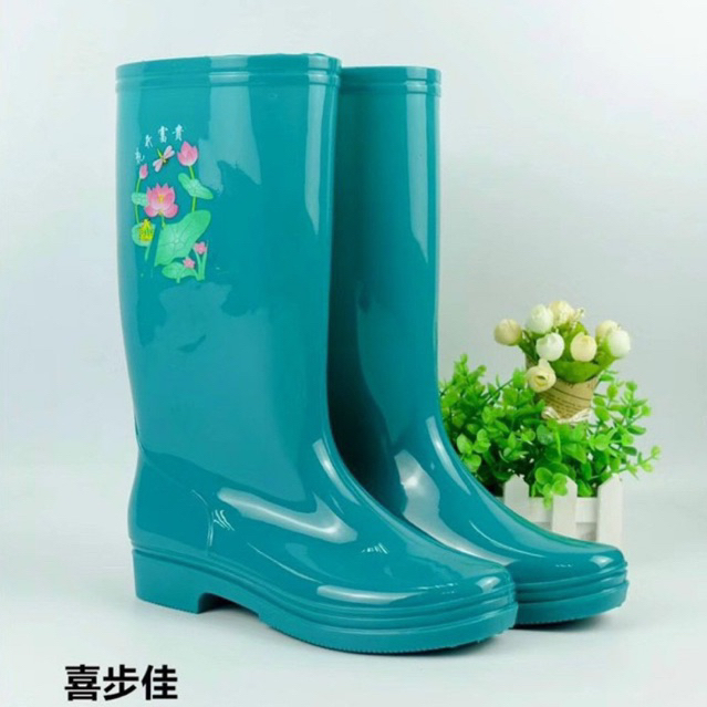 Ủng tàu hoa sen -loại 1 chất lượng cao đẹp