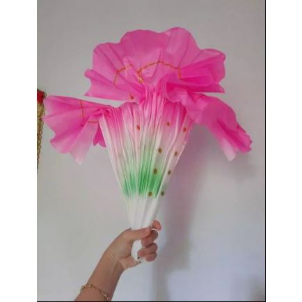 Đôi quạt múa nan nhựa phun kim tuyến, pha màu, siêu lụa, siêu bền. dài rộng 48cm giárẻ