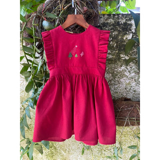 Đầm linen hồng 7t thêu tay
