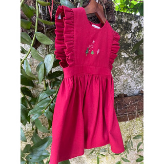 Đầm linen hồng 7t thêu tay