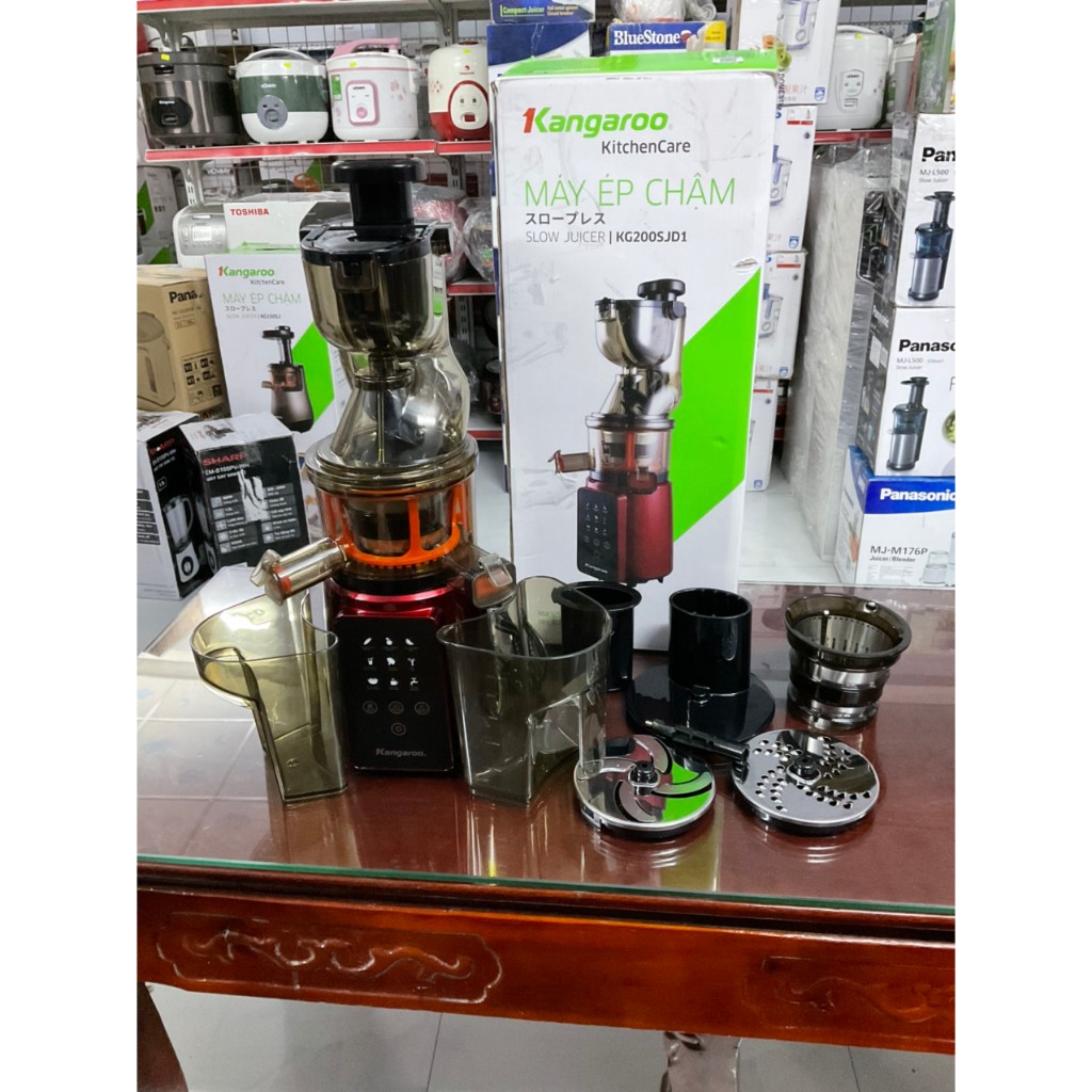 Máy ép chậm Kangaroo KG200SJD1 công suất 200w, đa chức năng, hàng chính hãng- Hàng trưng bày