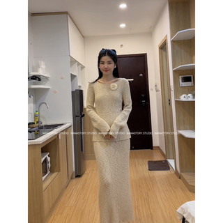 Set áo len dài tay mix chân váy len midi dáng bút chì màu nâu sữa