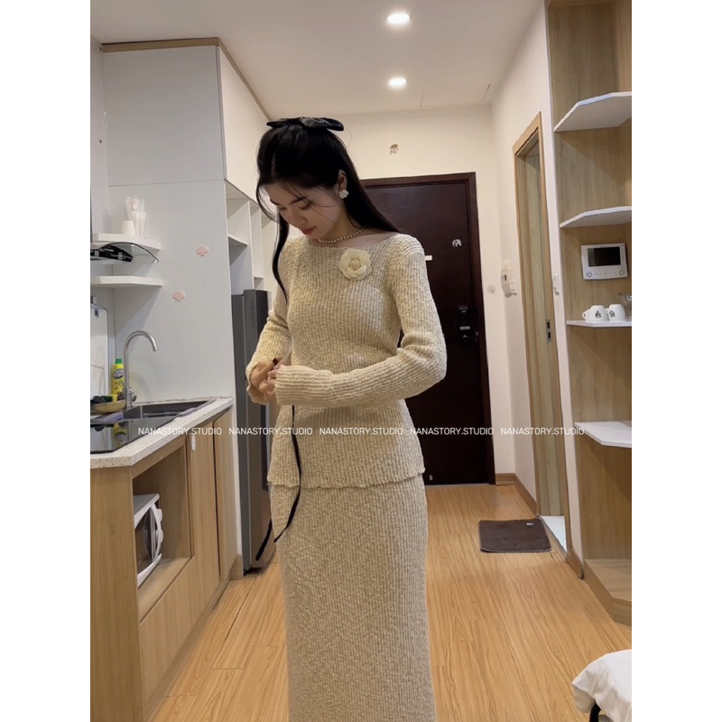 Set Áo Len Dài Tay Mix Chân Váy Len Midi Dáng Bút Chì Màu Nâu Sữa