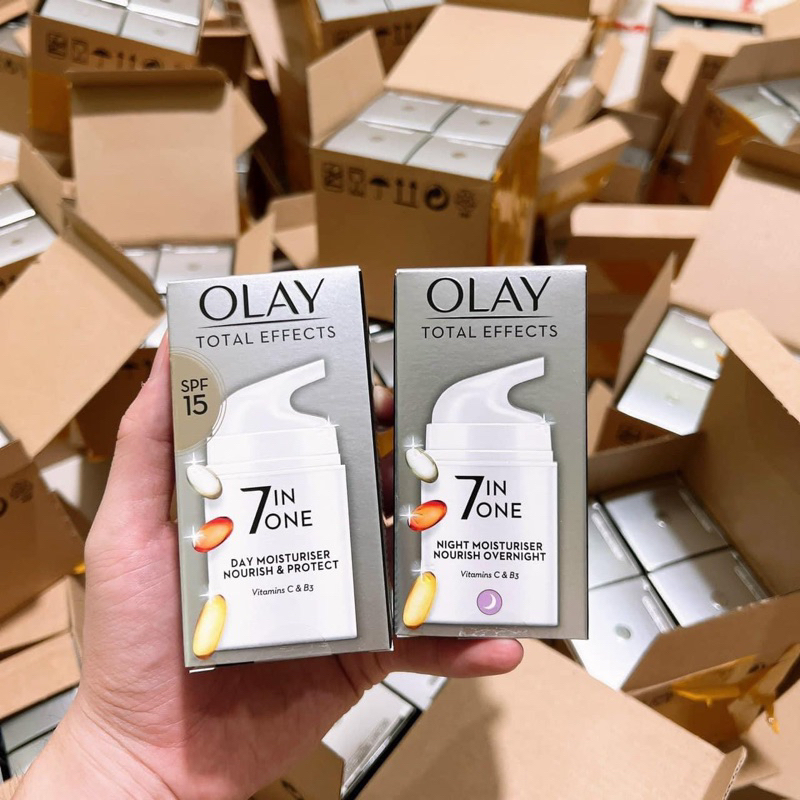 Kem dưỡng Olay Total Effects 7in1 ngày và đêm