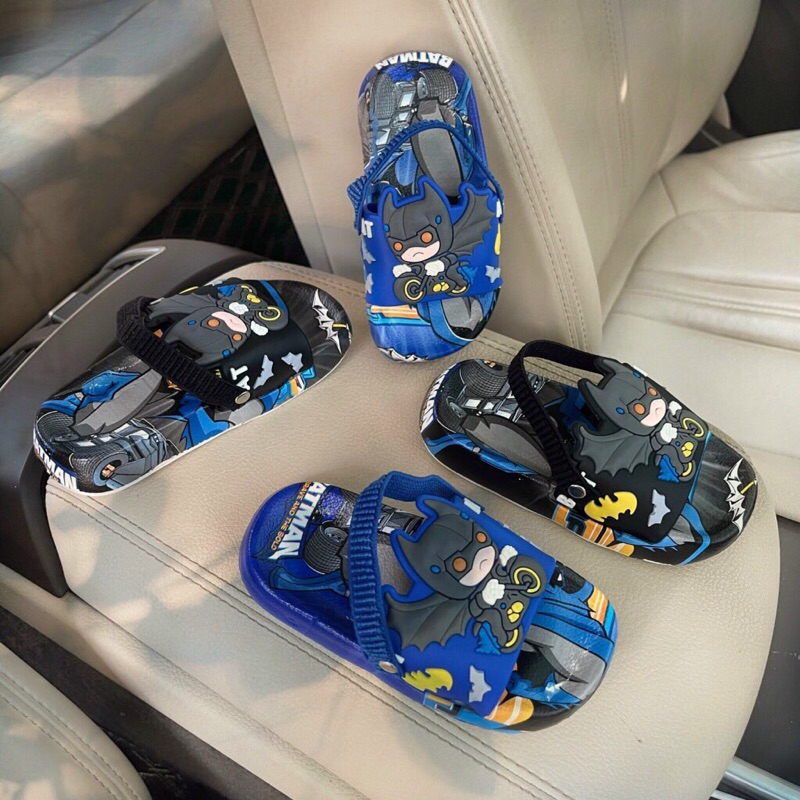 Dép lê người dơi và người nhện có quai ngang