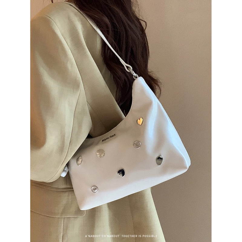 Túi tote 𝐂𝐡𝐢𝐨'𝟐𝐧𝐝 kèm charm