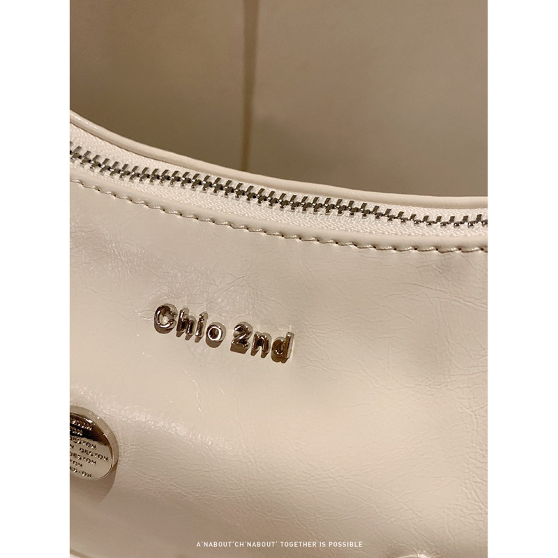 Túi tote 𝐂𝐡𝐢𝐨'𝟐𝐧𝐝 kèm charm