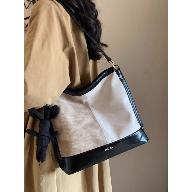 Túi tote 𝐂𝐡𝐢𝐨'𝟐𝐧𝐝 phong cách retro kèm charm