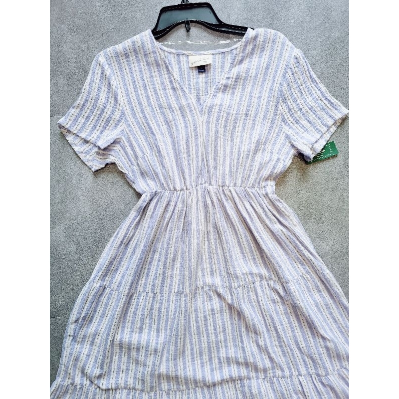 Đầm Universsl Thread TM VNXK