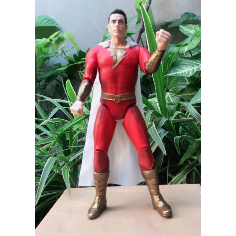 Mô hình Shazam chính hãng Hasbro 30cm