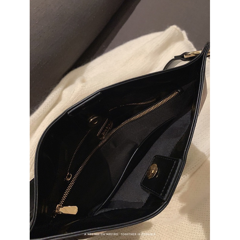 Túi tote 𝐂𝐡𝐢𝐨'𝟐𝐧𝐝 phong cách retro kèm charm