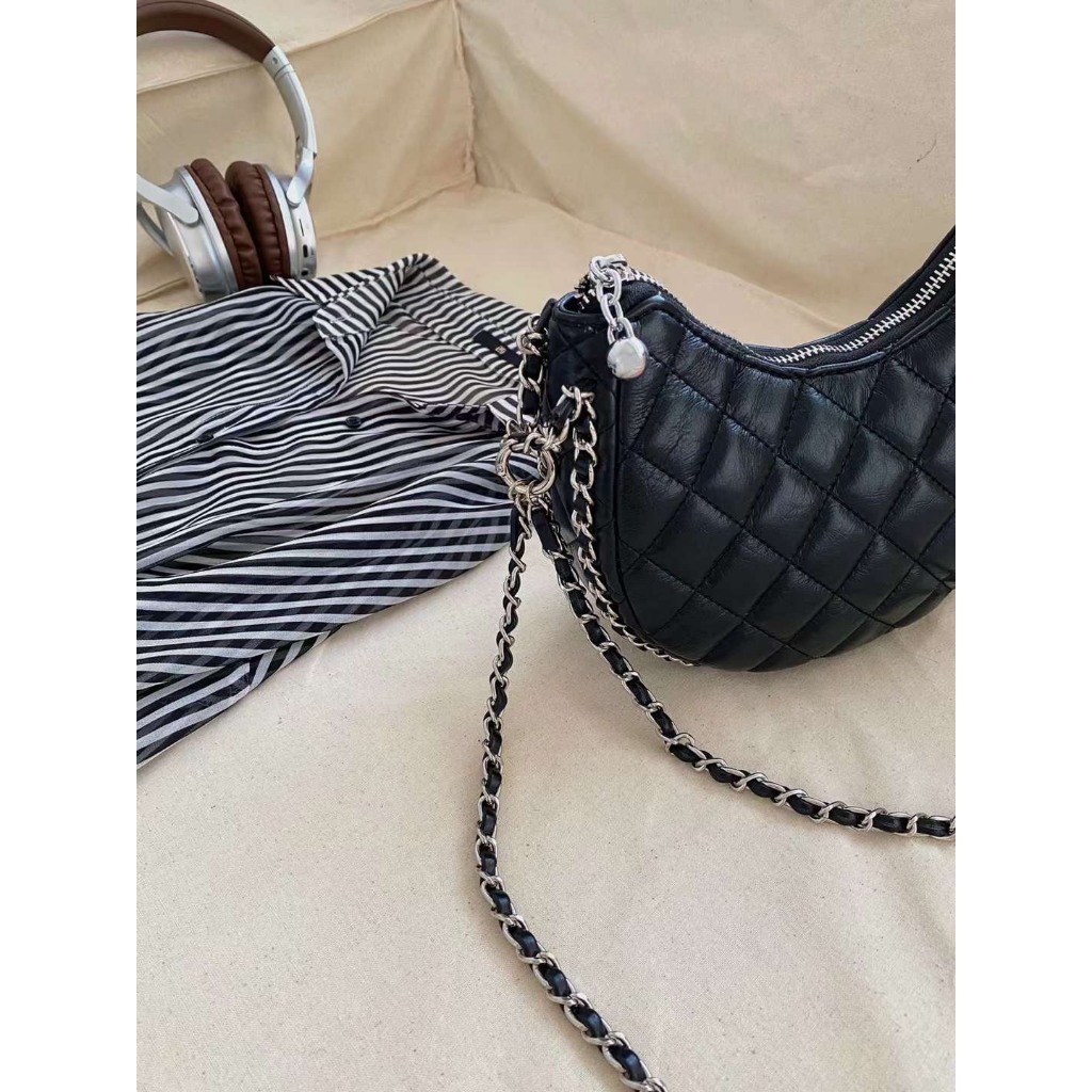 Túi xách ô trám viền dây xích , The Peace