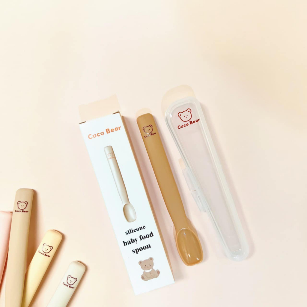 Thìa  Ăn Dặm Silicon Coco Bear Phong Cách Hàn Quốc Siêu Mềm Cho Bé Tập Ăn Dặm Có Hộp Tiện Lợi Màu Pastel