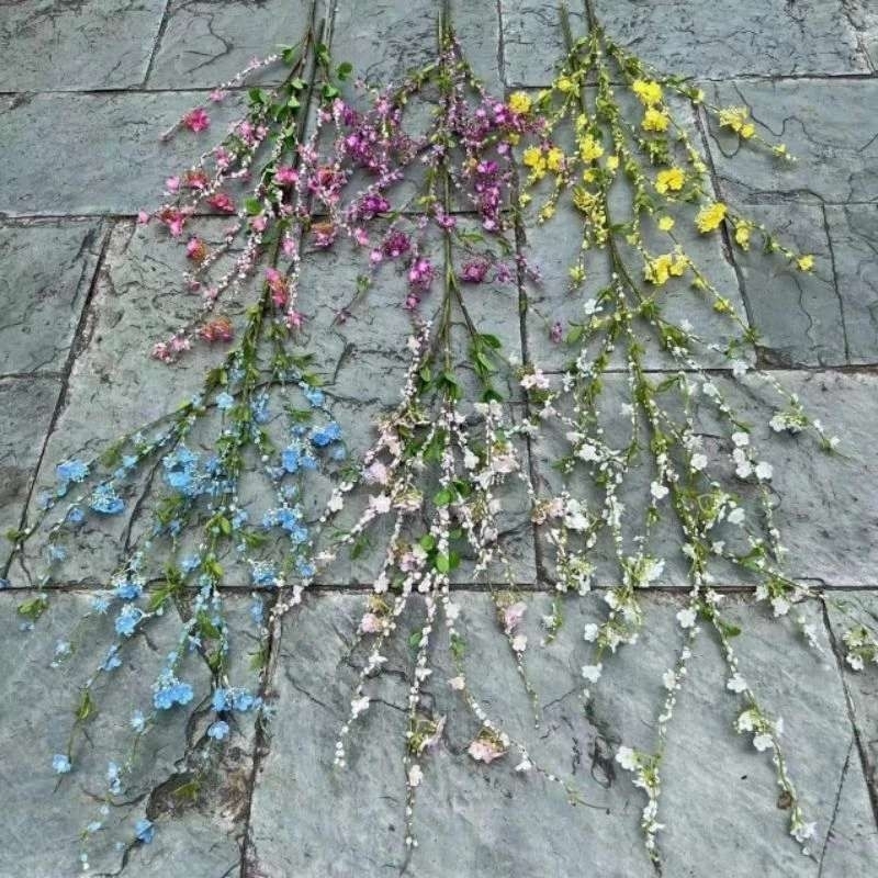 Cành tuyết mai nhân tạo