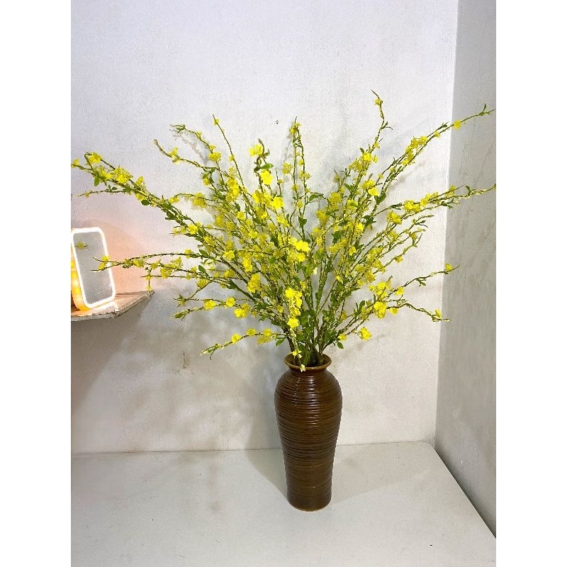 Cành tuyết mai nhân tạo