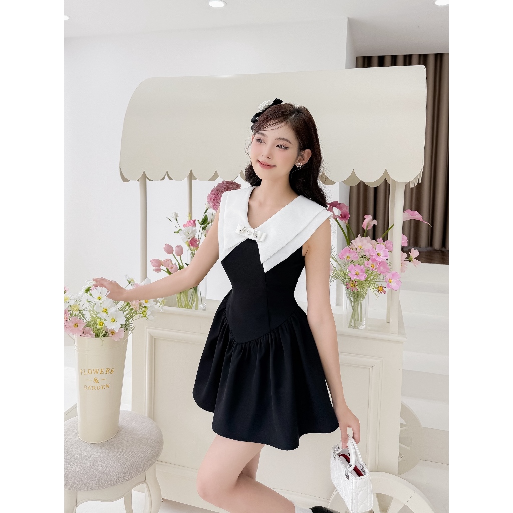 Váy đen phối cổ trắng Artemis dress